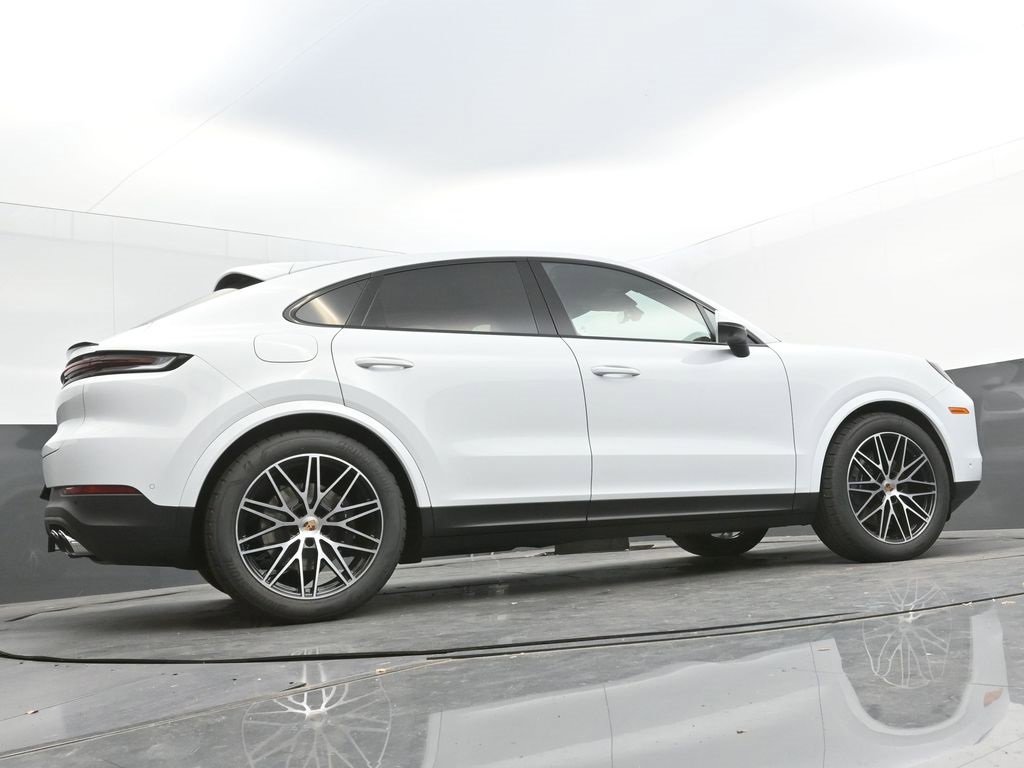 New 2026 Porsche Cayenne Coupe image 36