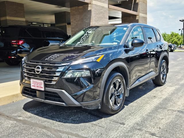 Used 2025 Nissan Rogue SV AWD/4WD image 3