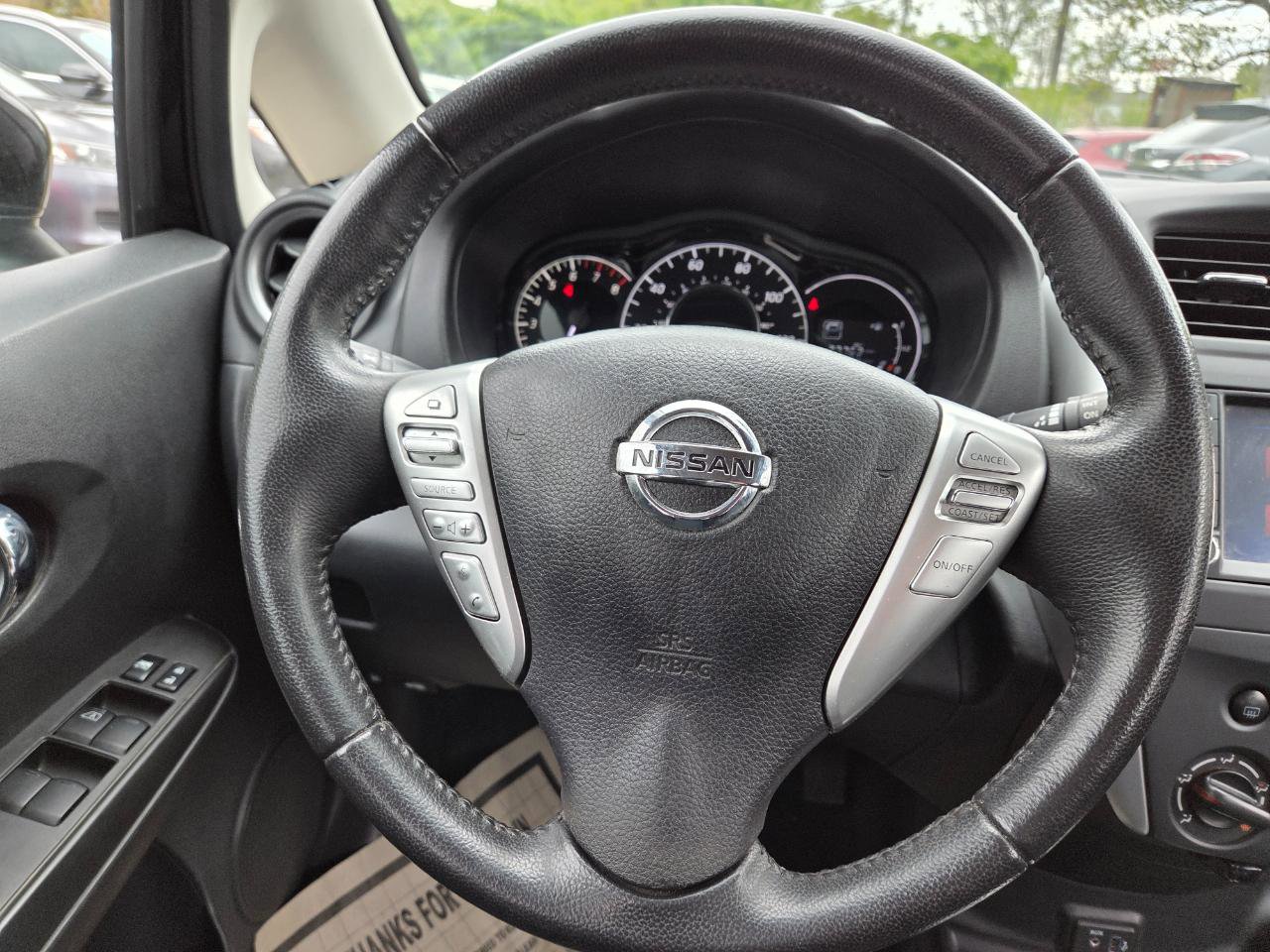 Used 2018 Nissan Versa Note SV FWD image 25