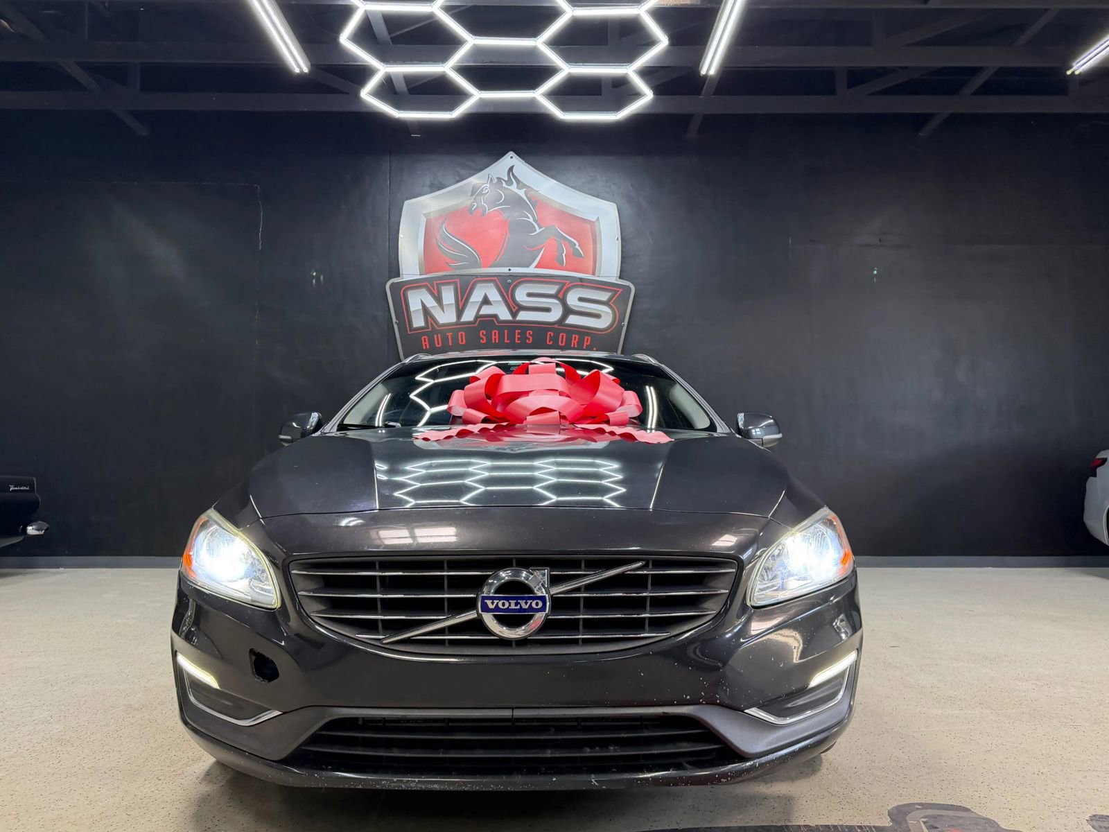 Used 2015 Volvo V60 T5 Premier Plus image 4