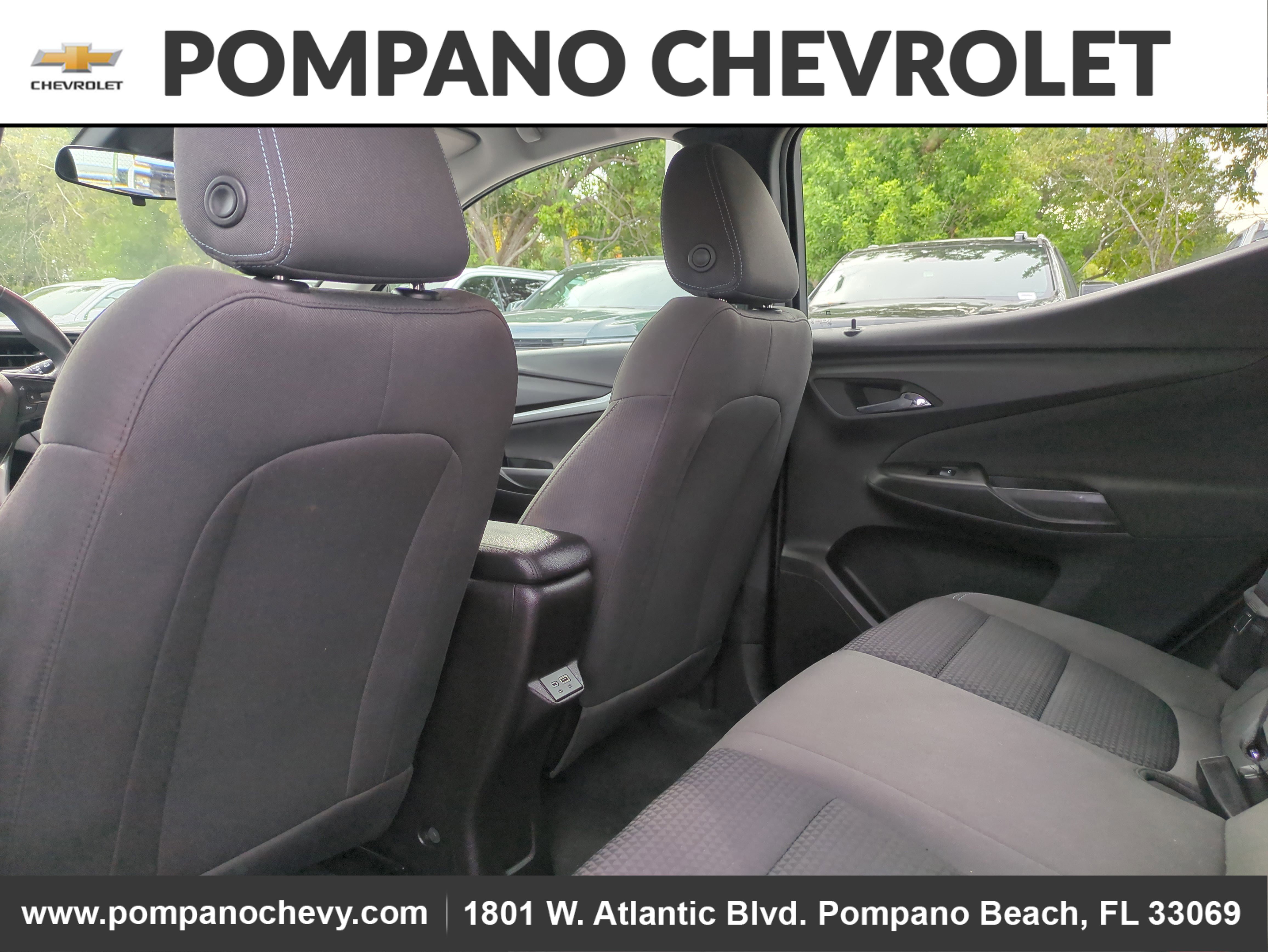 Used 2022 Chevrolet Bolt EUV LT w/ Driver Confidence Package image 14