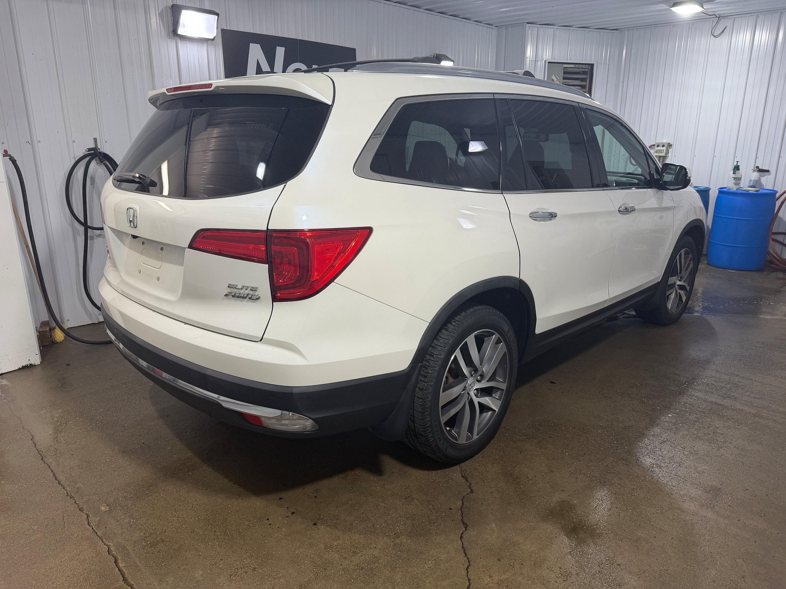 Used 2018 Honda Pilot Elite image 6