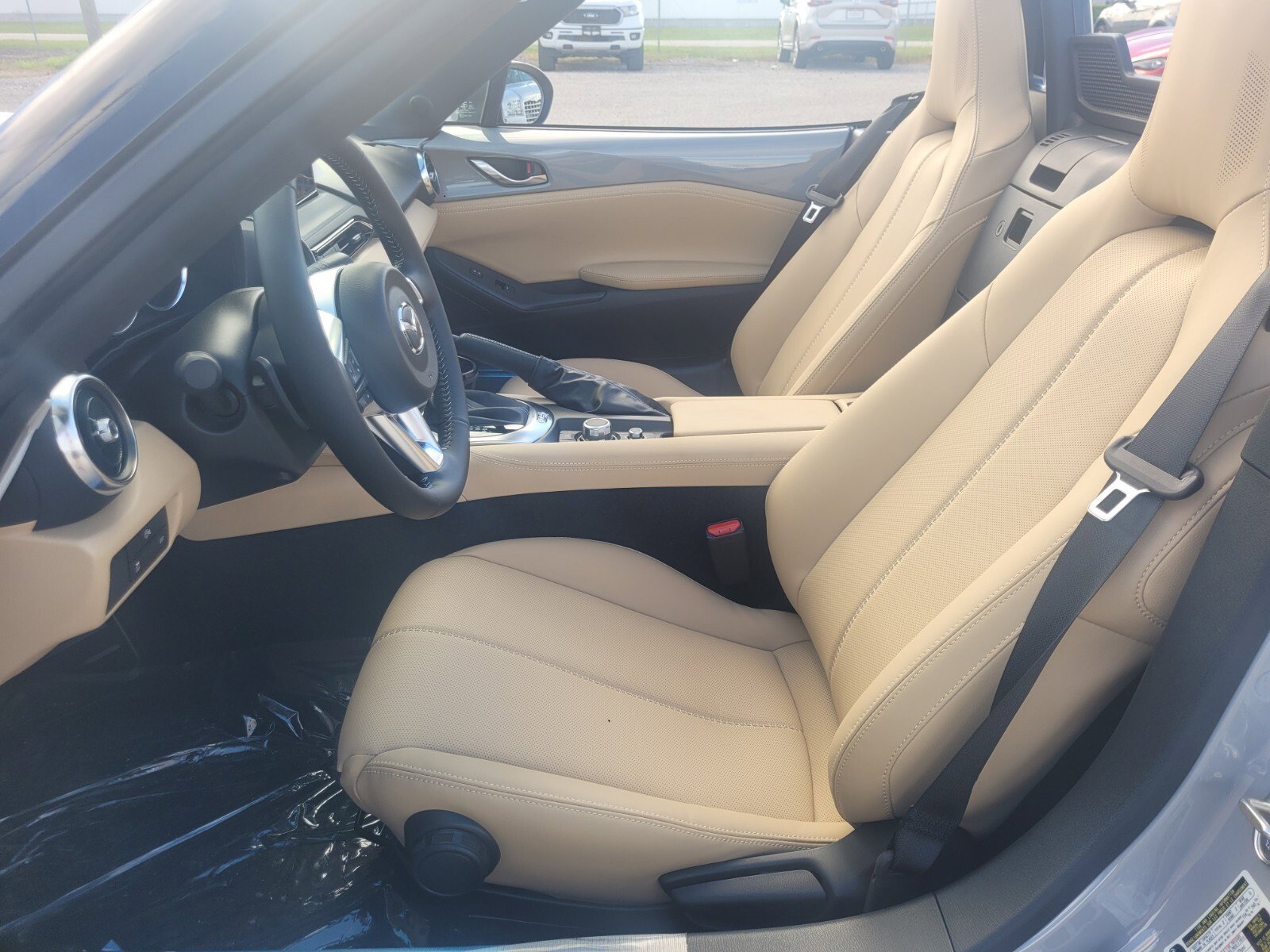 New 2025 MAZDA MX-5 Miata Grand Touring image 3