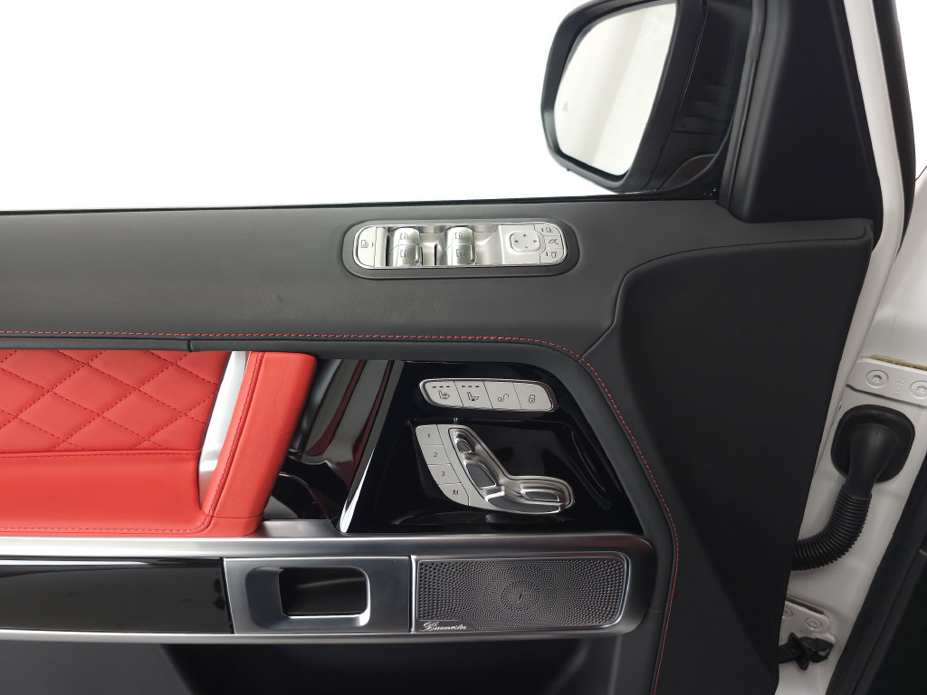 Used 2025 Mercedes-Benz G 63 AMG 4MATIC image 6