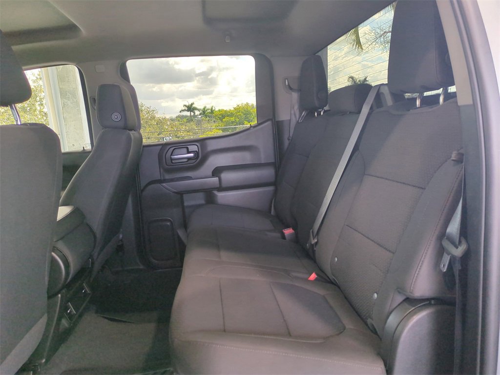 Used 2020 Chevrolet Silverado 1500 Custom w/ Custom Convenience Package image 17