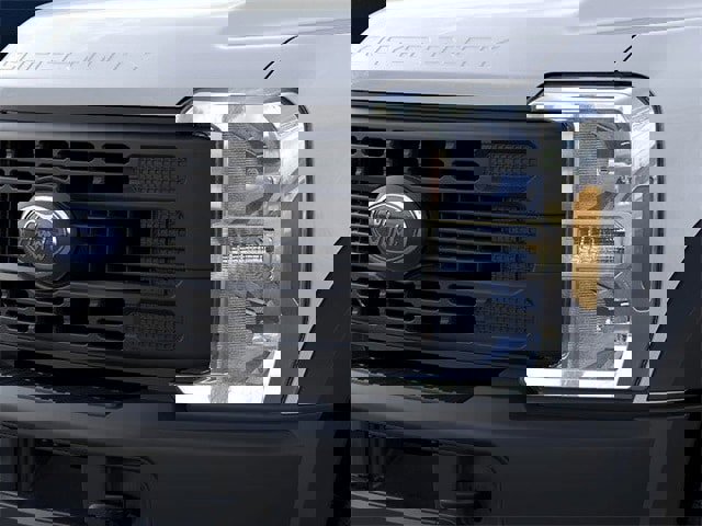 New 2026 Ford F550 4x4 Supercab Super Duty image 17
