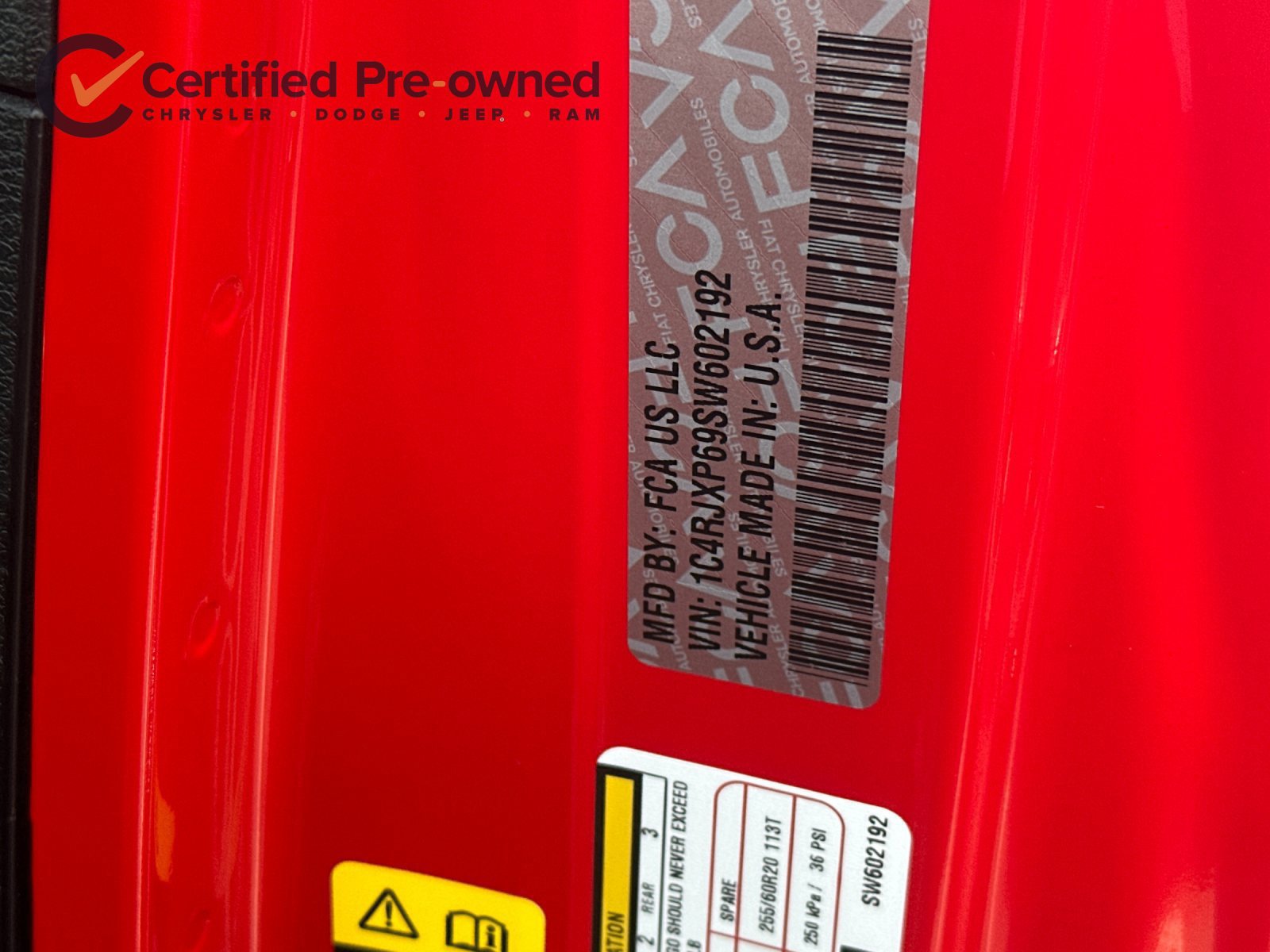 Used 2025 Jeep Wrangler Unlimited Sahara AWD/4WD image 29
