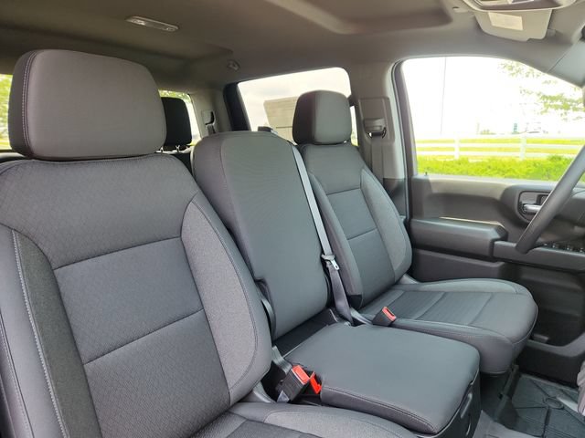 New 2026 Chevrolet Silverado 2500 Custom w/ Custom Value Package AWD/4WD image 15