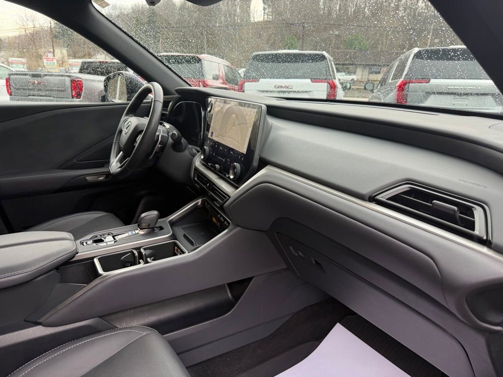 Used 2024 Lexus TX 350 AWD w/ Captains Chair Package image 22