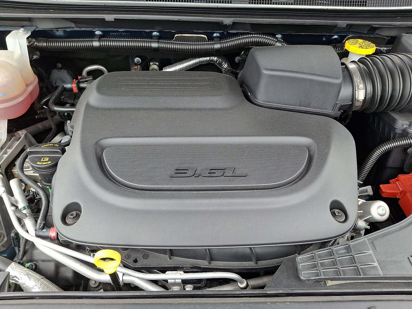 Certified 2022 Chrysler Pacifica Limited w/ Uconnect Theater Family Group AWD/4WD image 30