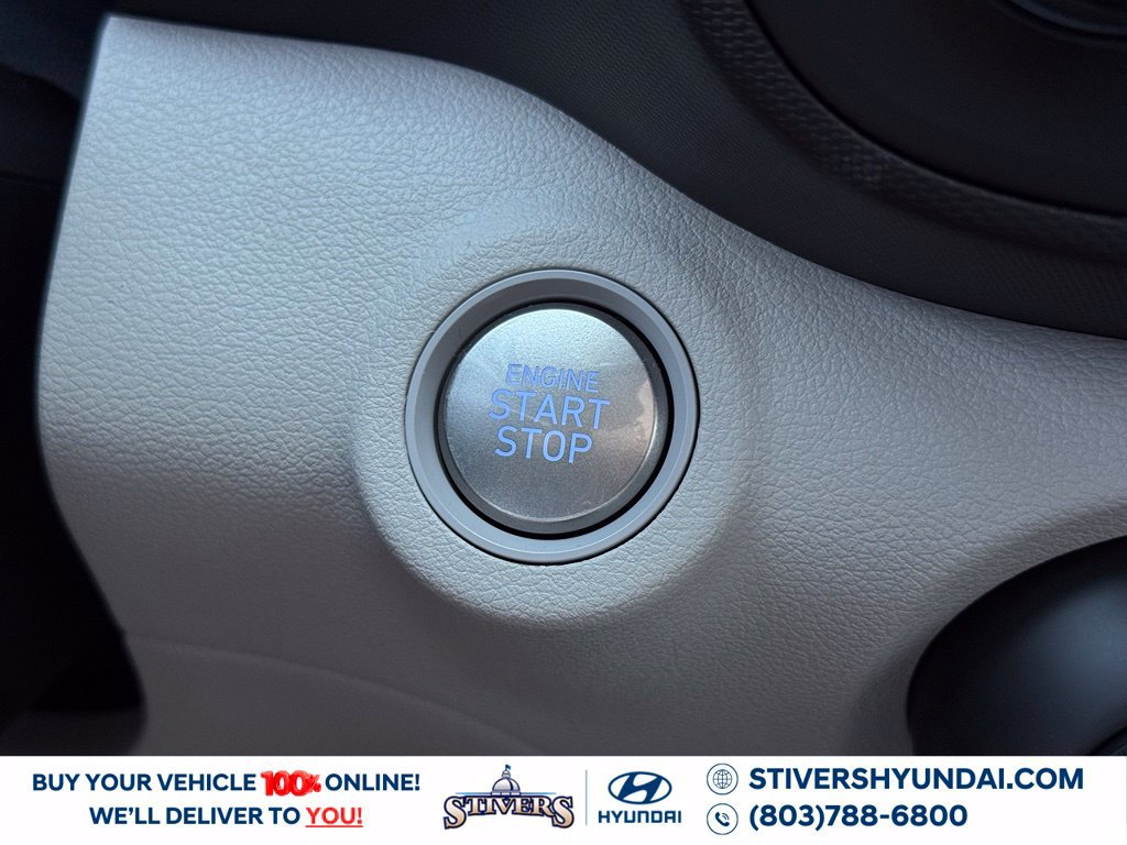 New 2026 Hyundai Venue SEL FWD image 30