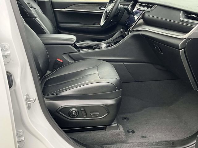 Used 2022 Jeep Grand Cherokee L Limited w/ MOPAR Finishing Package image 26