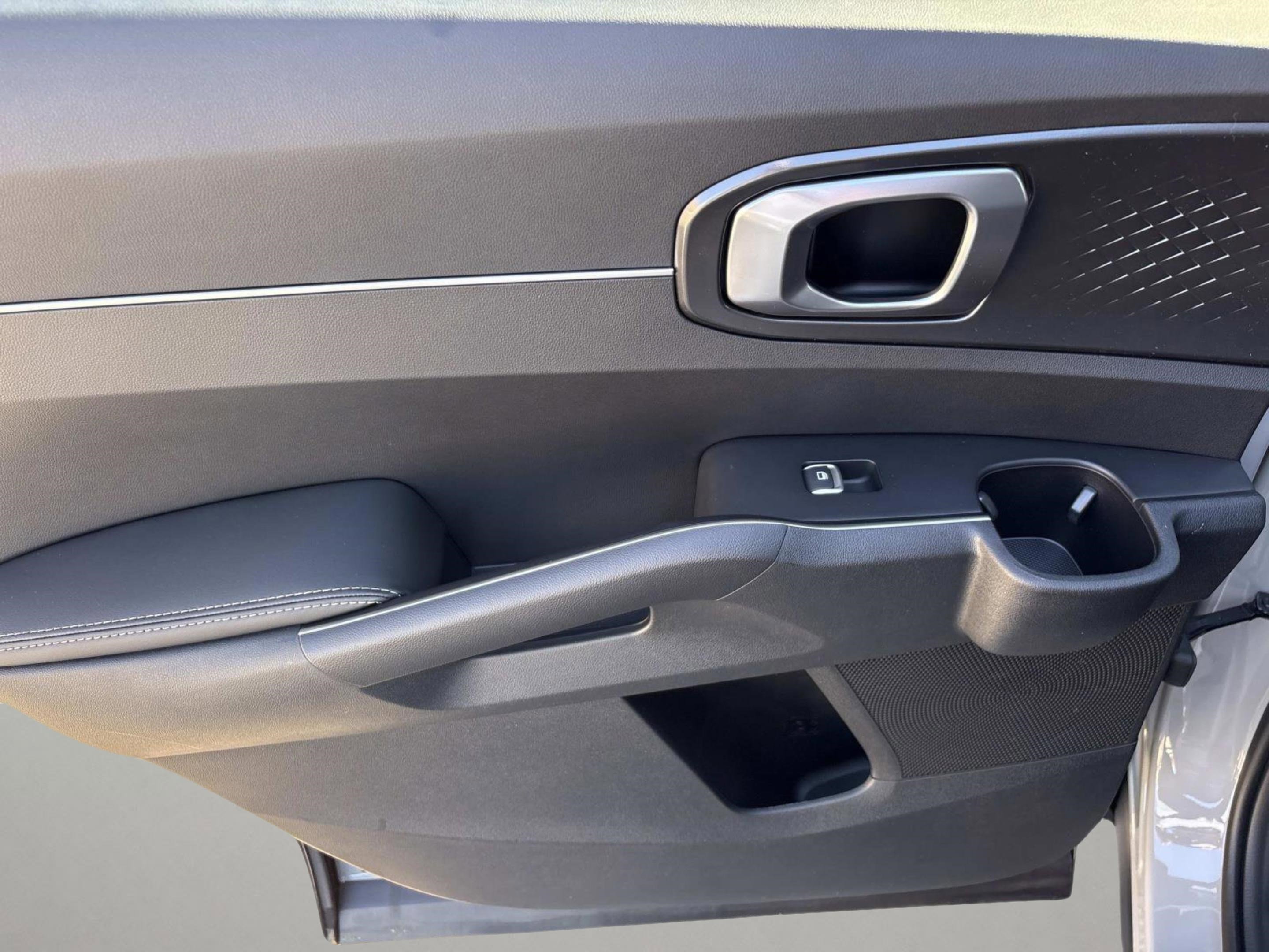 New 2026 Kia Sorento S image 14