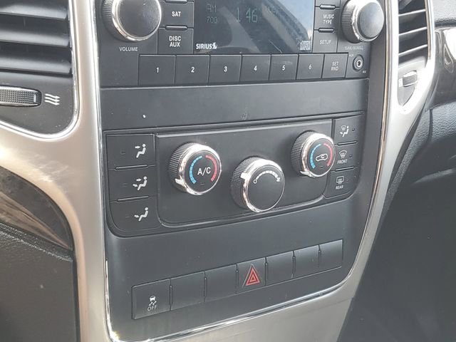 Used 2011 Jeep Grand Cherokee Laredo image 17
