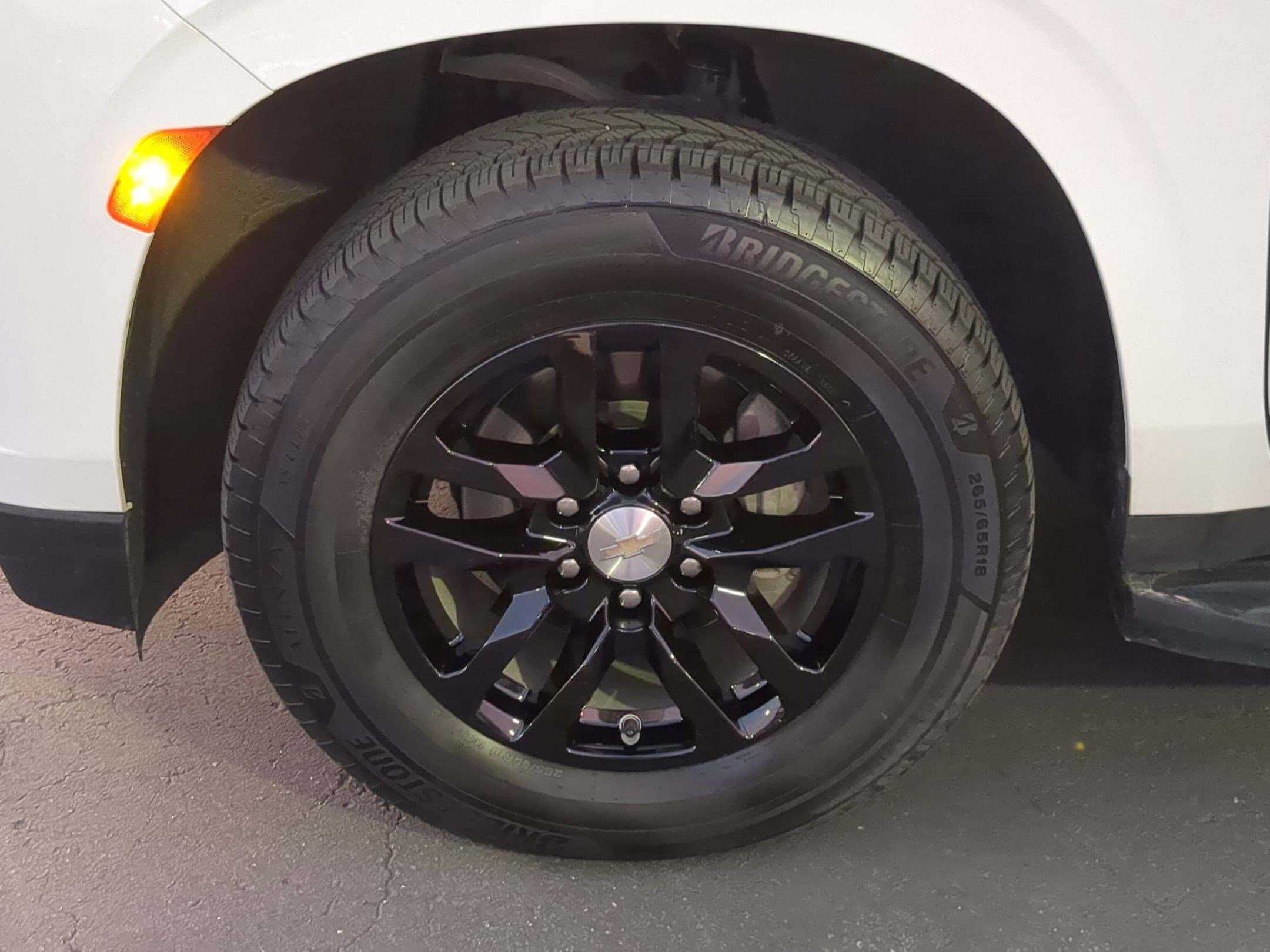 Used 2024 Chevrolet Suburban LT image 13