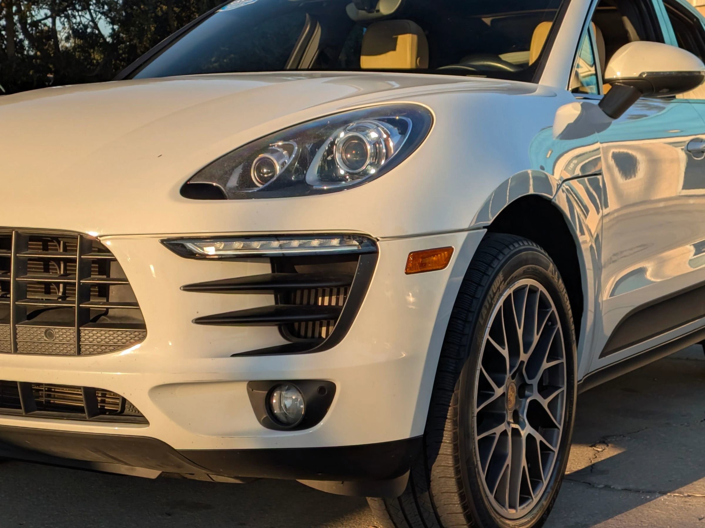 Used 2017 Porsche Macan S image 20