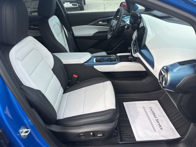 New 2025 Chevrolet Equinox EV LT w/ Convenience Package II FWD image 28