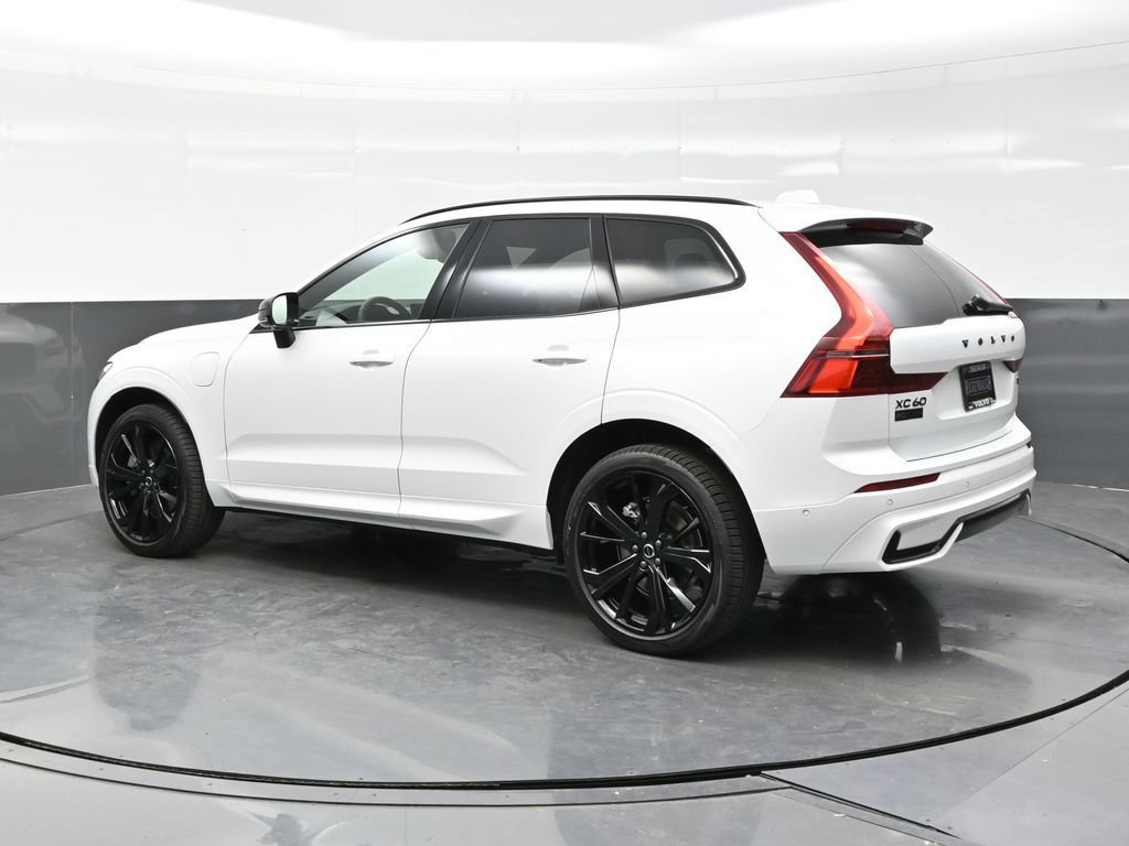 New 2026 Volvo XC60 T8 Ultra w/ Climate Package AWD/4WD image 4