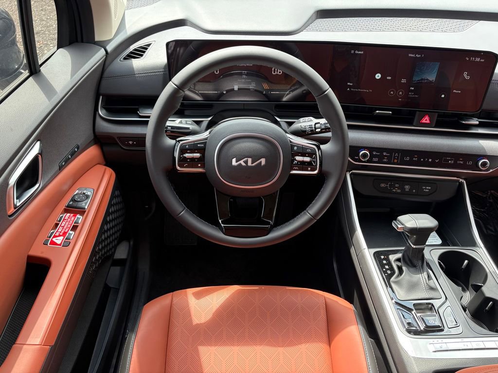 New 2026 Kia Carnival EX FWD image 16
