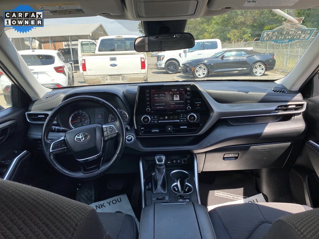 Used 2020 Toyota Highlander LE image 23