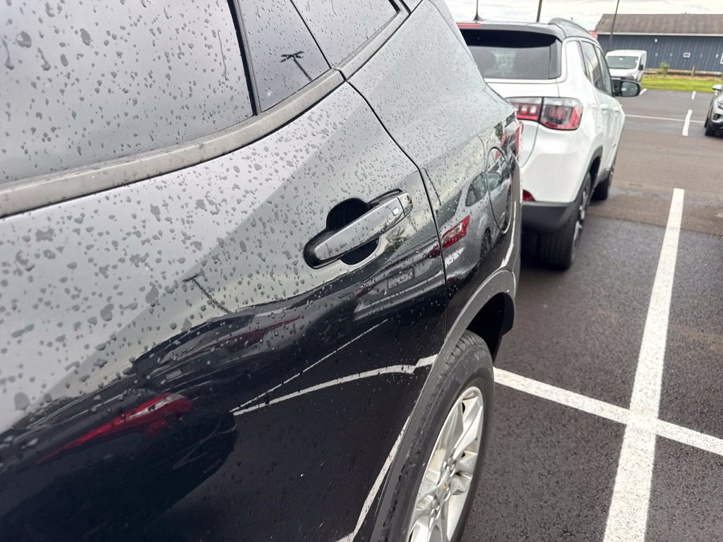 Used 2019 Chevrolet Blazer LT FWD image 16