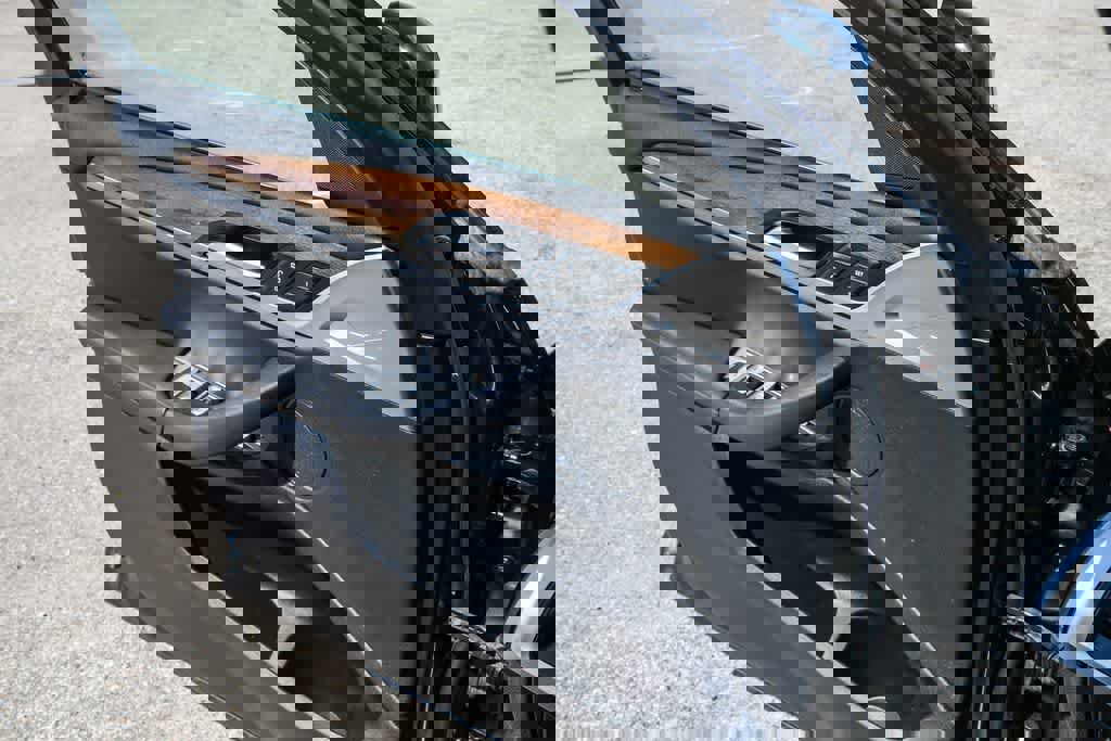 Used 2021 BMW X4 xDrive30i w/ Convenience Package image 26