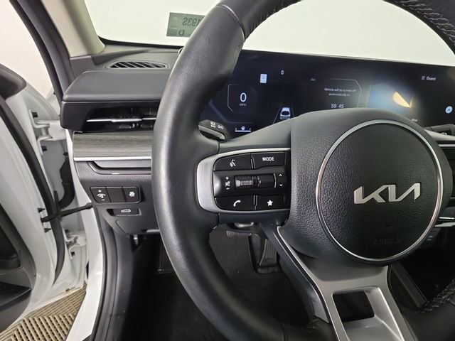 Used 2025 Kia K5 EX image 28