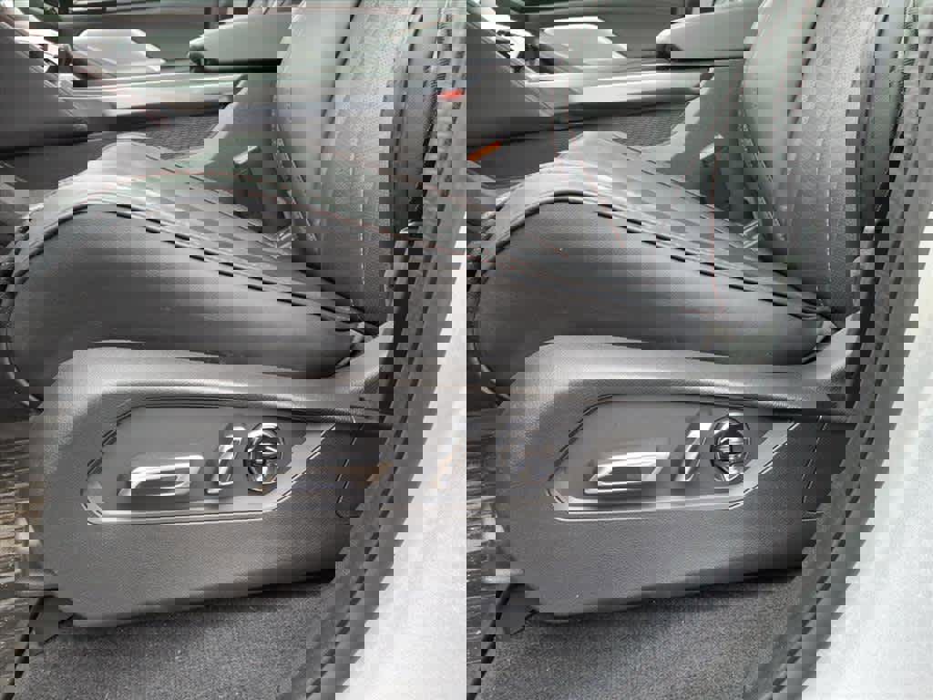 Certified 2026 Acura MDX A-Spec image 19