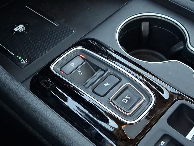 Used 2024 Honda Pilot Touring image 16