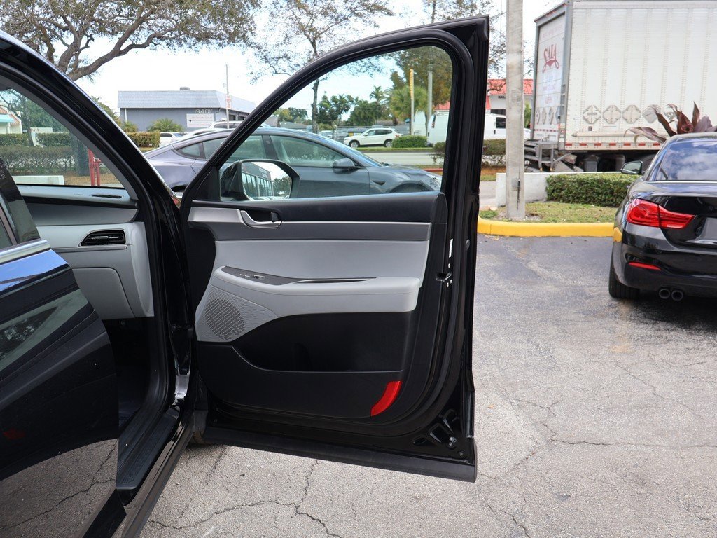 Used 2022 Hyundai Palisade SE image 21