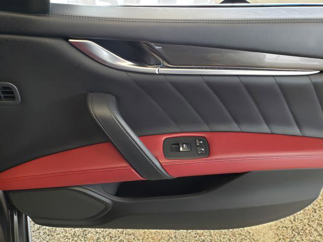 Used 2019 Maserati Ghibli S Q4 image 18