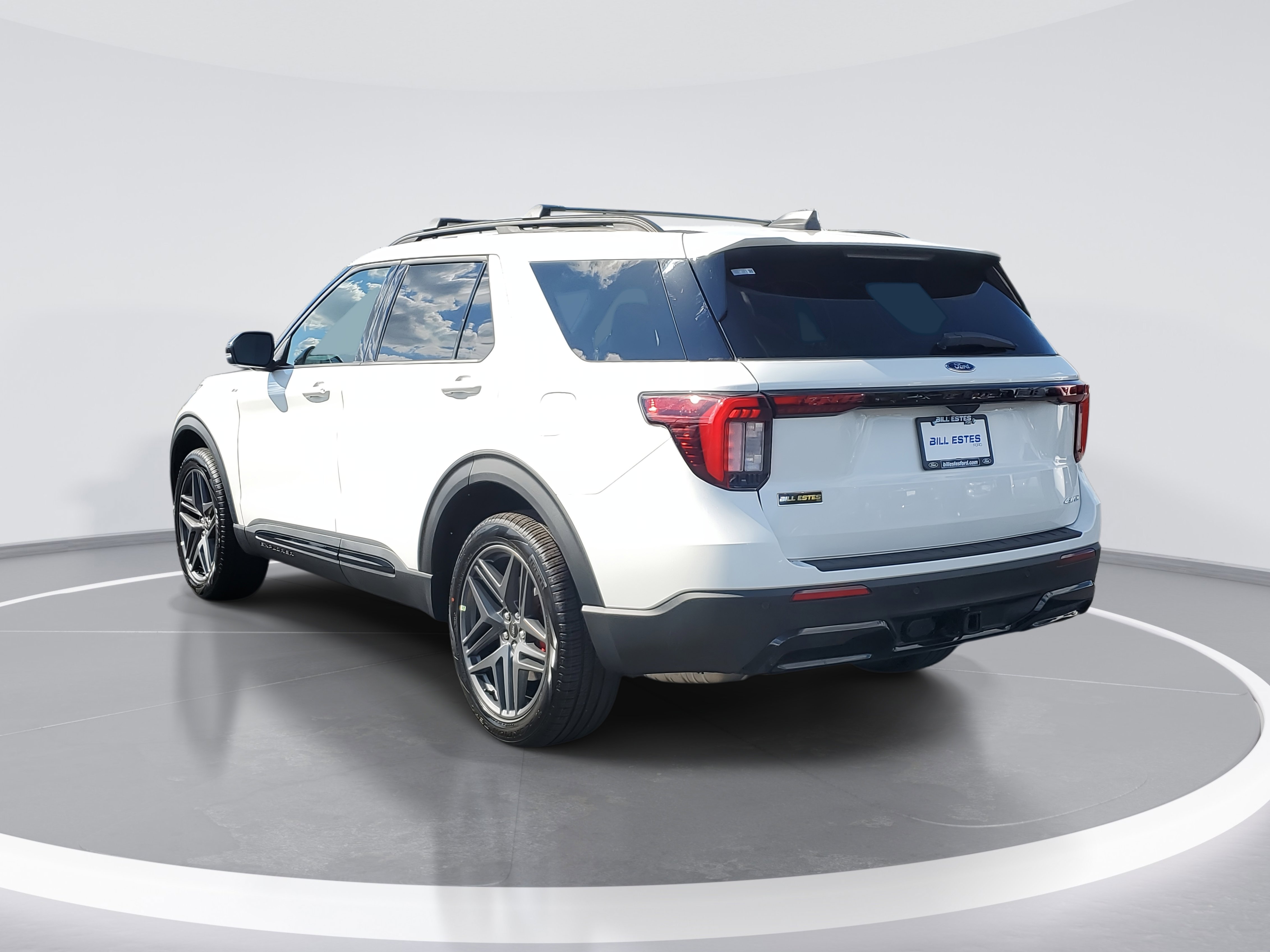 New 2025 Ford Explorer ST-Line w/ Premium Package image 4
