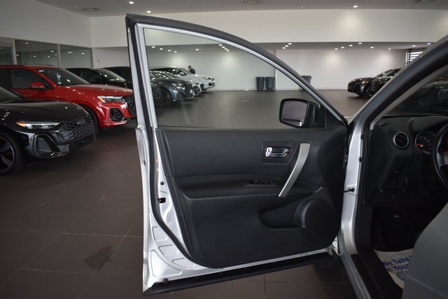 Used 2010 Nissan Rogue S w/ 360 Degree Value Pkg FWD image 9