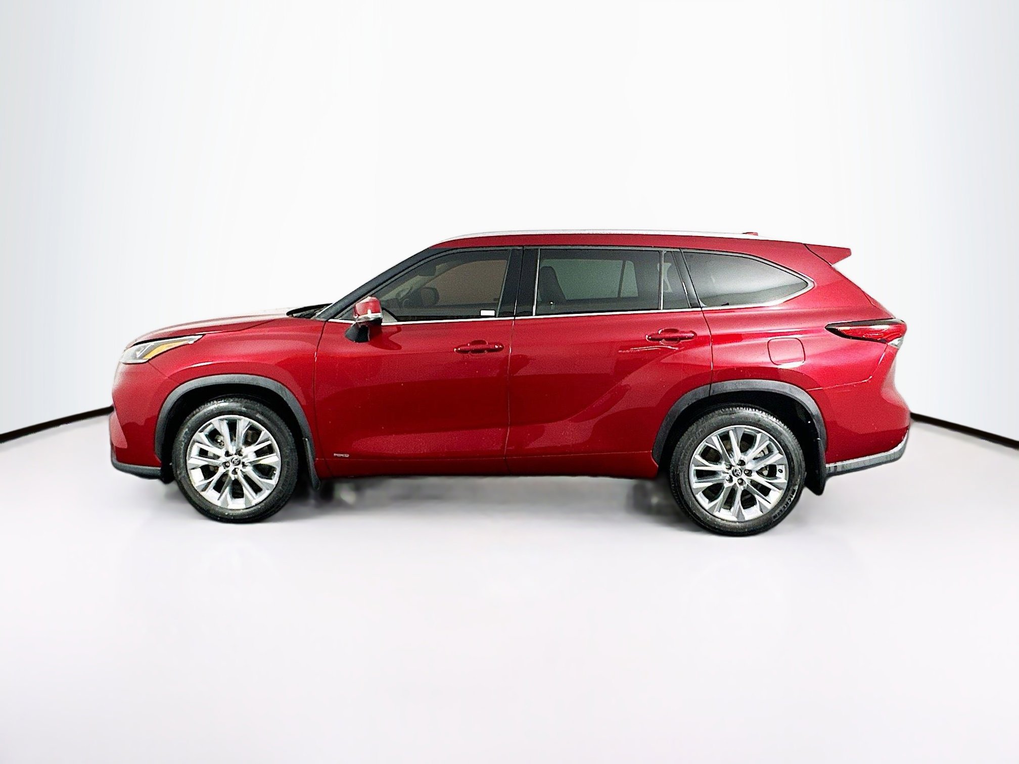 Used 2022 Toyota Highlander Limited image 4