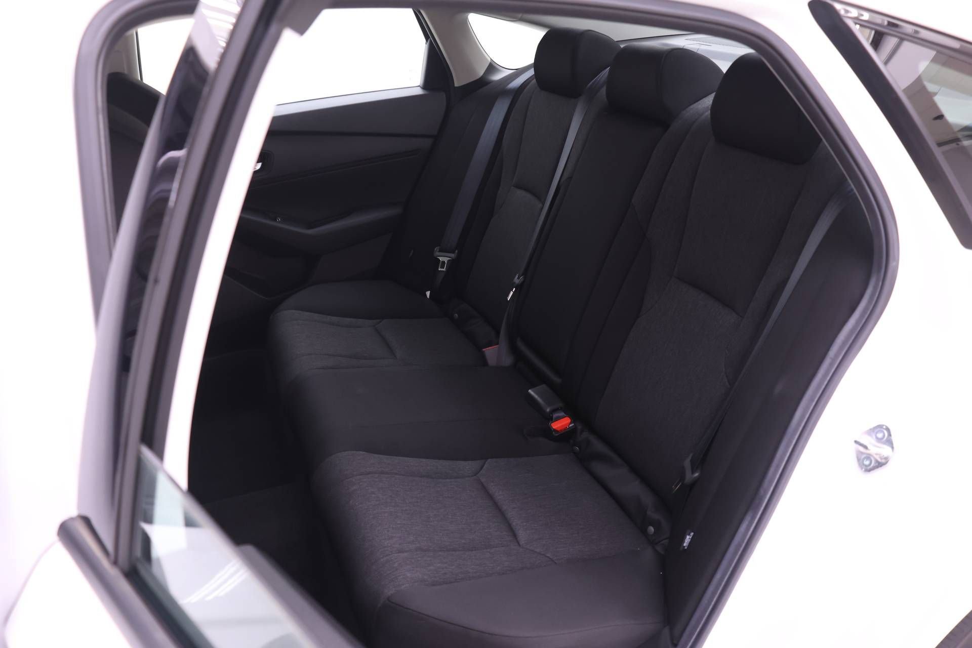 Certified 2025 Honda Accord SE image 10
