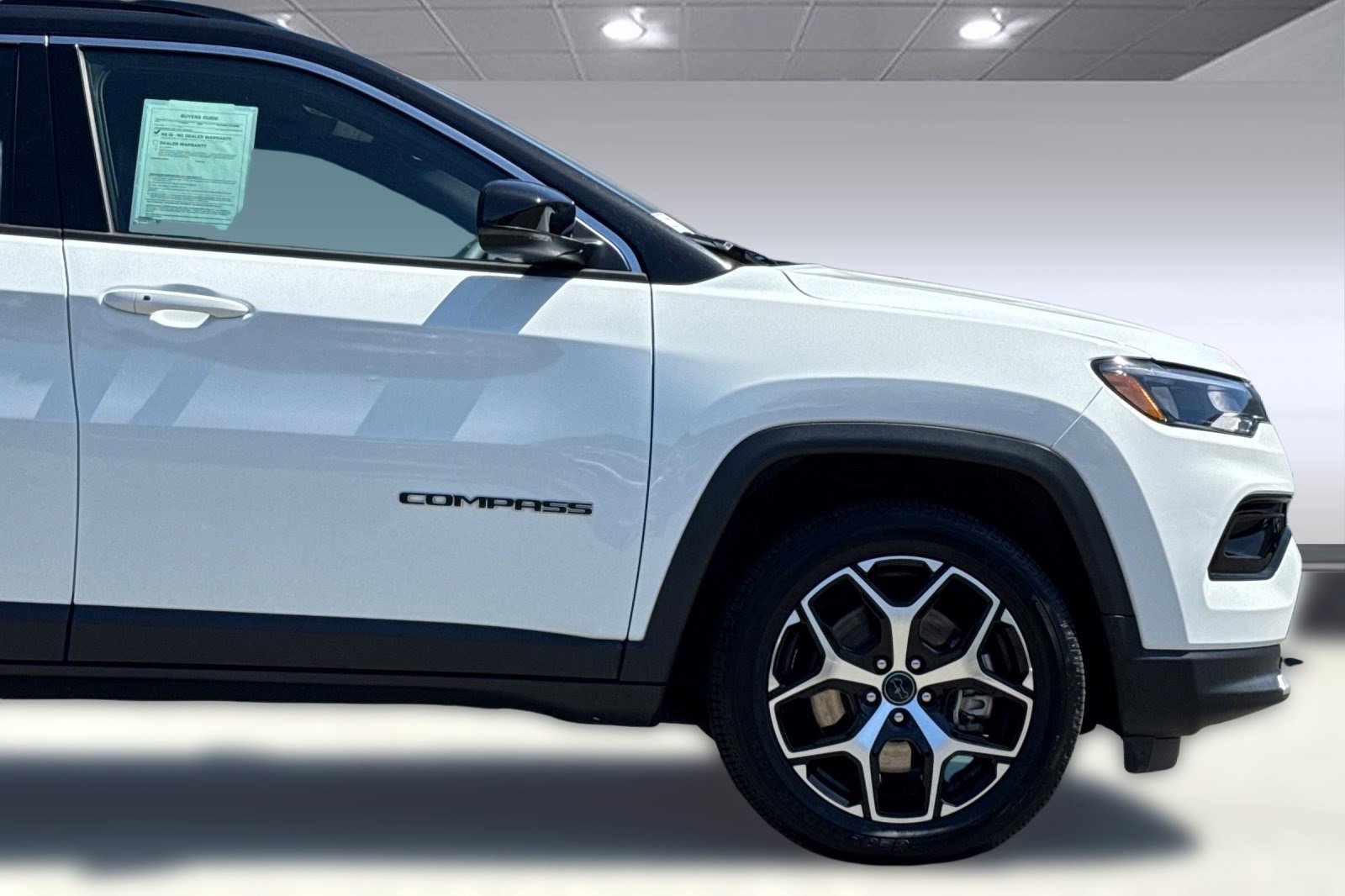 Used 2025 Jeep Compass Limited AWD/4WD image 34