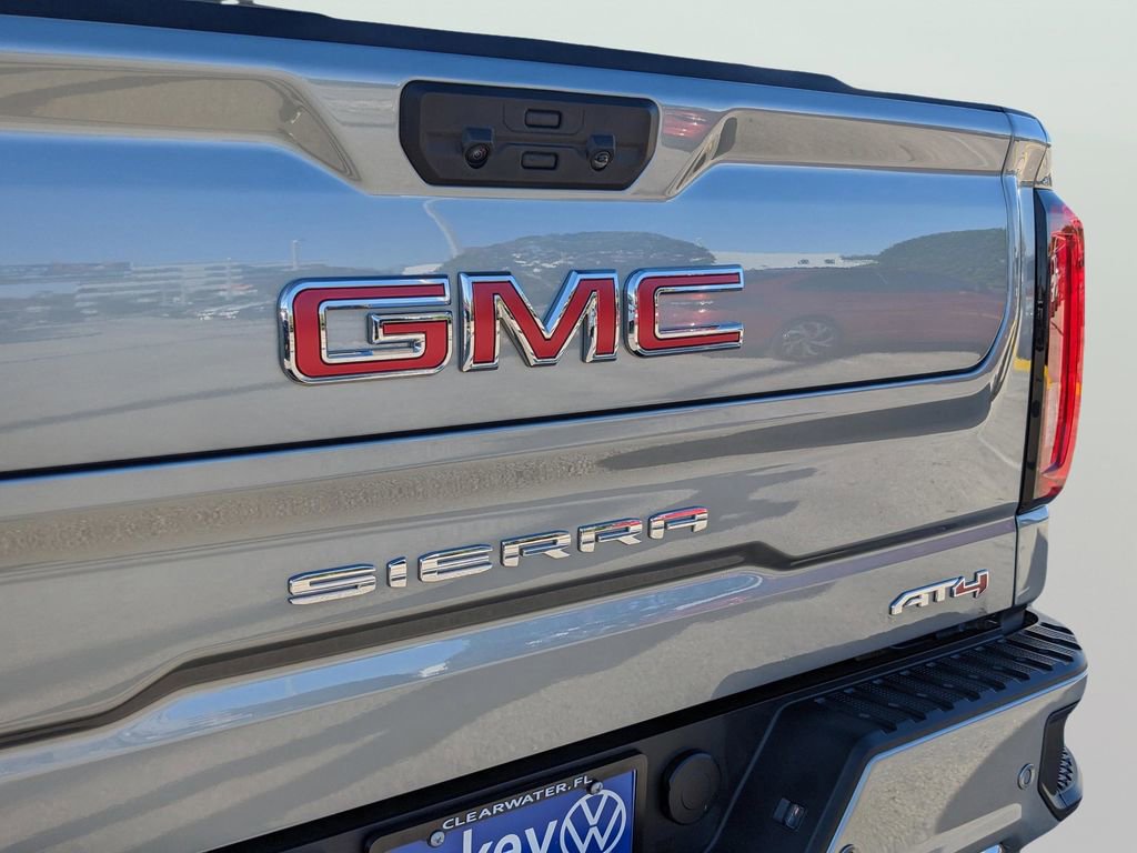 Used 2025 GMC Sierra 1500 AT4 image 11