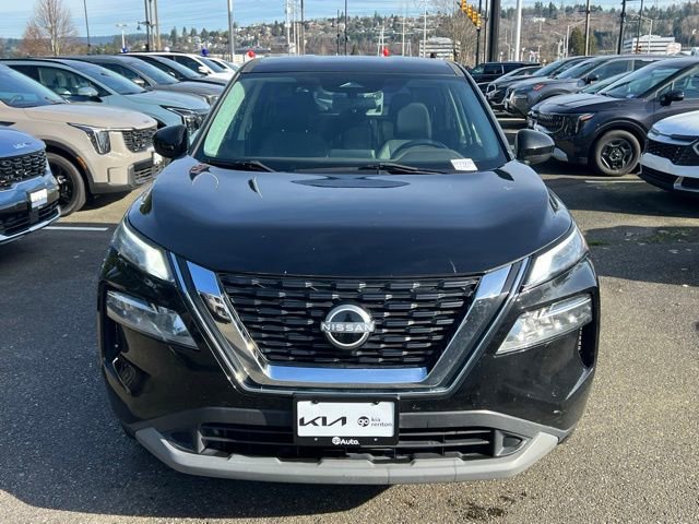 Used 2023 Nissan Rogue SV image 5