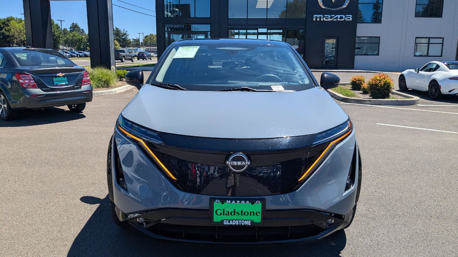 Used 2023 Nissan Ariya AWD/4WD image 9