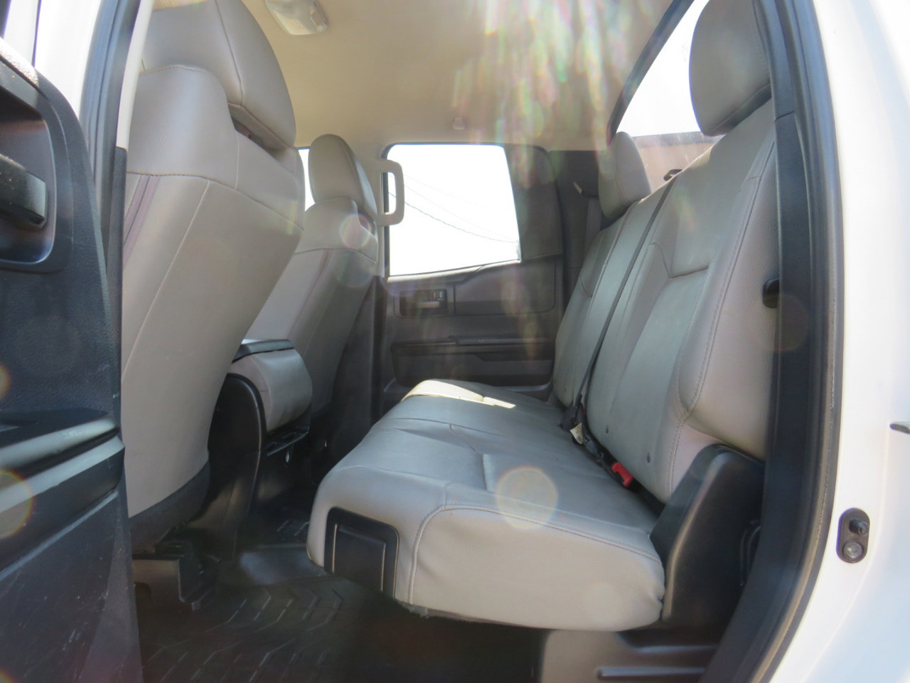 Used 2016 Toyota Tundra SR image 21