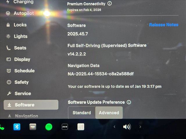 Used 2026 Tesla Model Y AWD image 13
