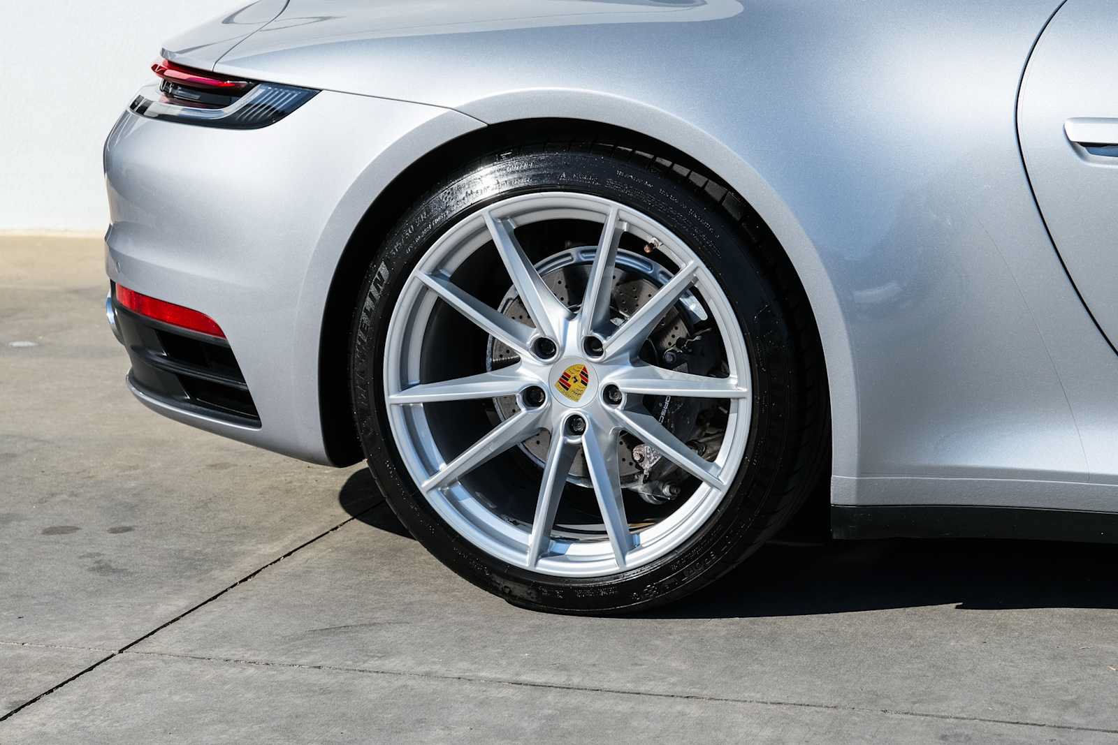 Used 2020 Porsche 911 Carrera RWD image 8