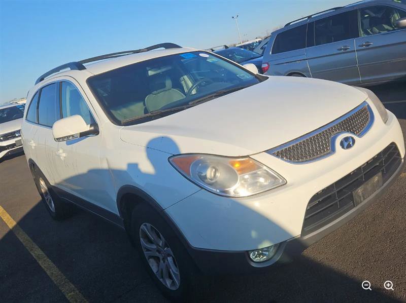 Used 2010 Hyundai Veracruz GLS image 2
