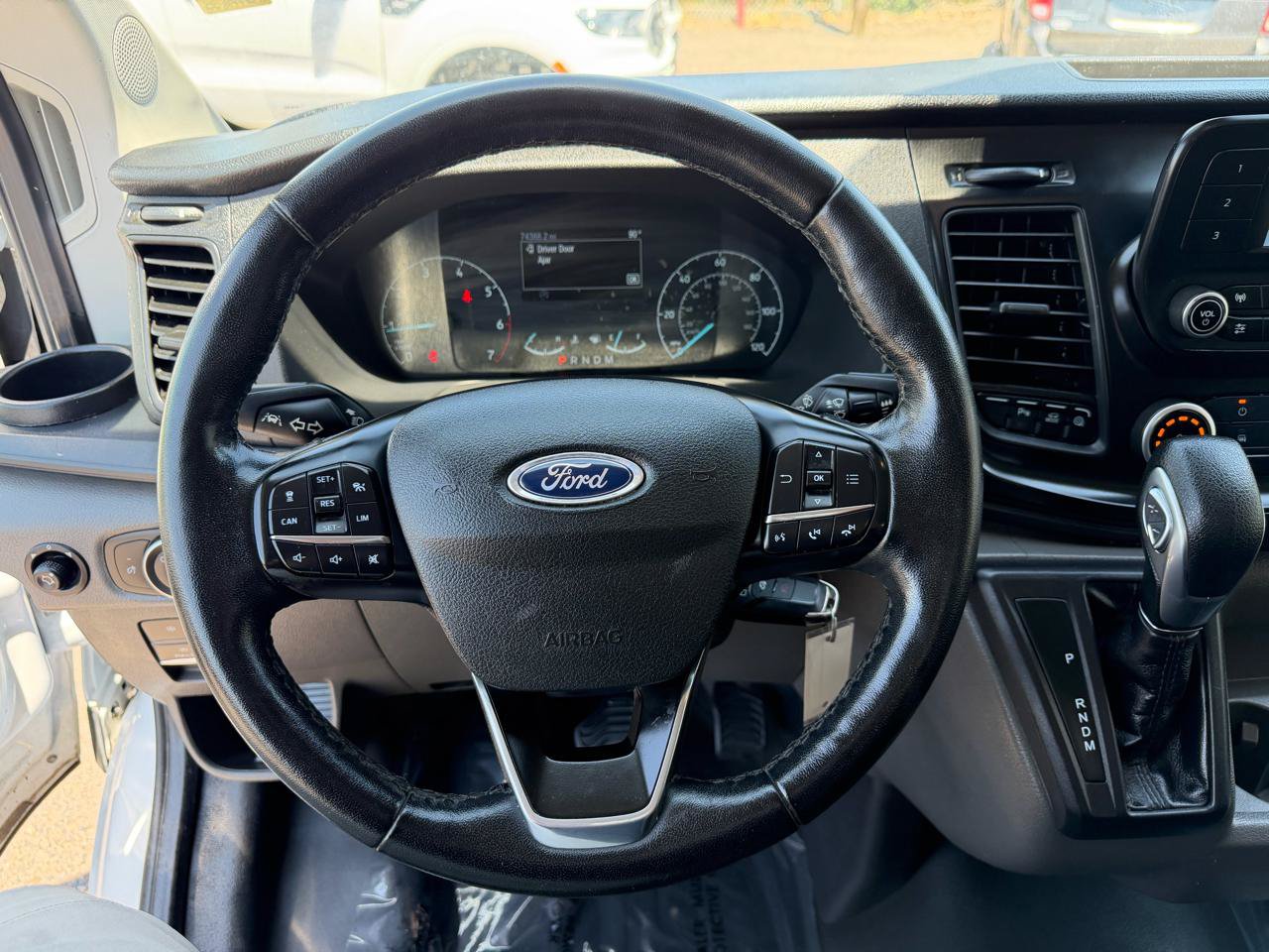 Used 2022 Ford Transit 250 Low Roof RWD image 15