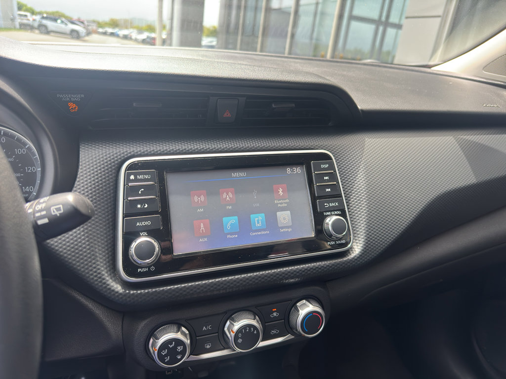 Used 2021 Nissan Kicks S FWD image 24