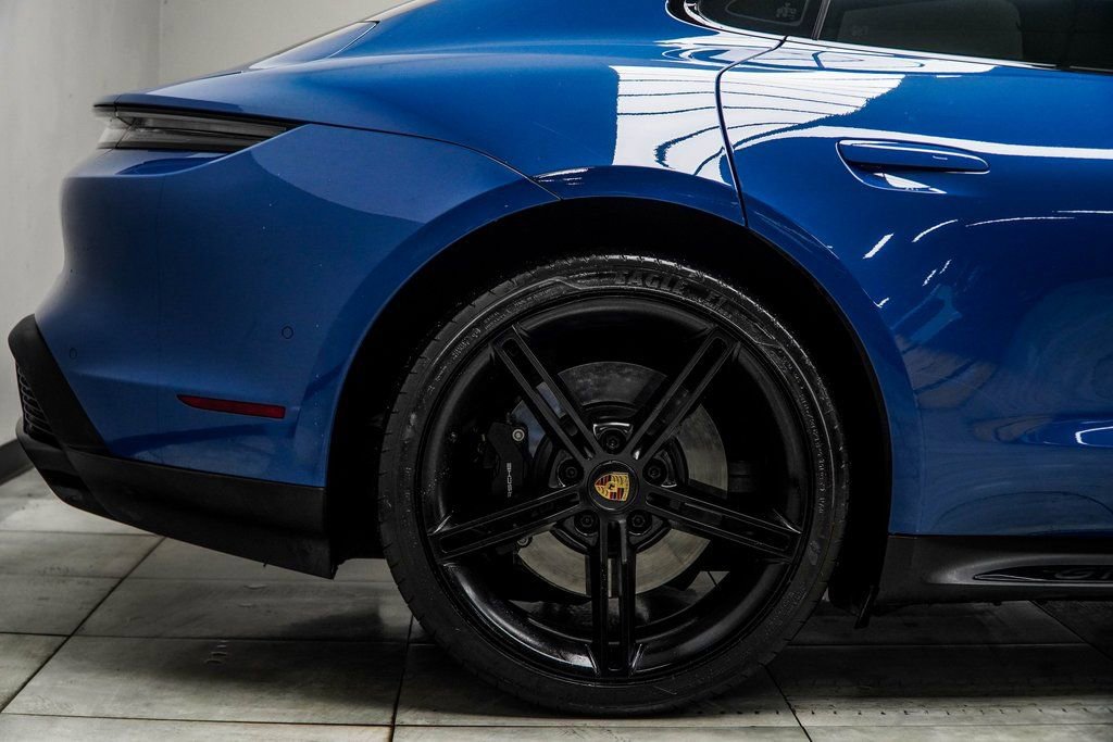 Used 2022 Porsche Taycan GTS w/ Premium Package (P6U) image 10