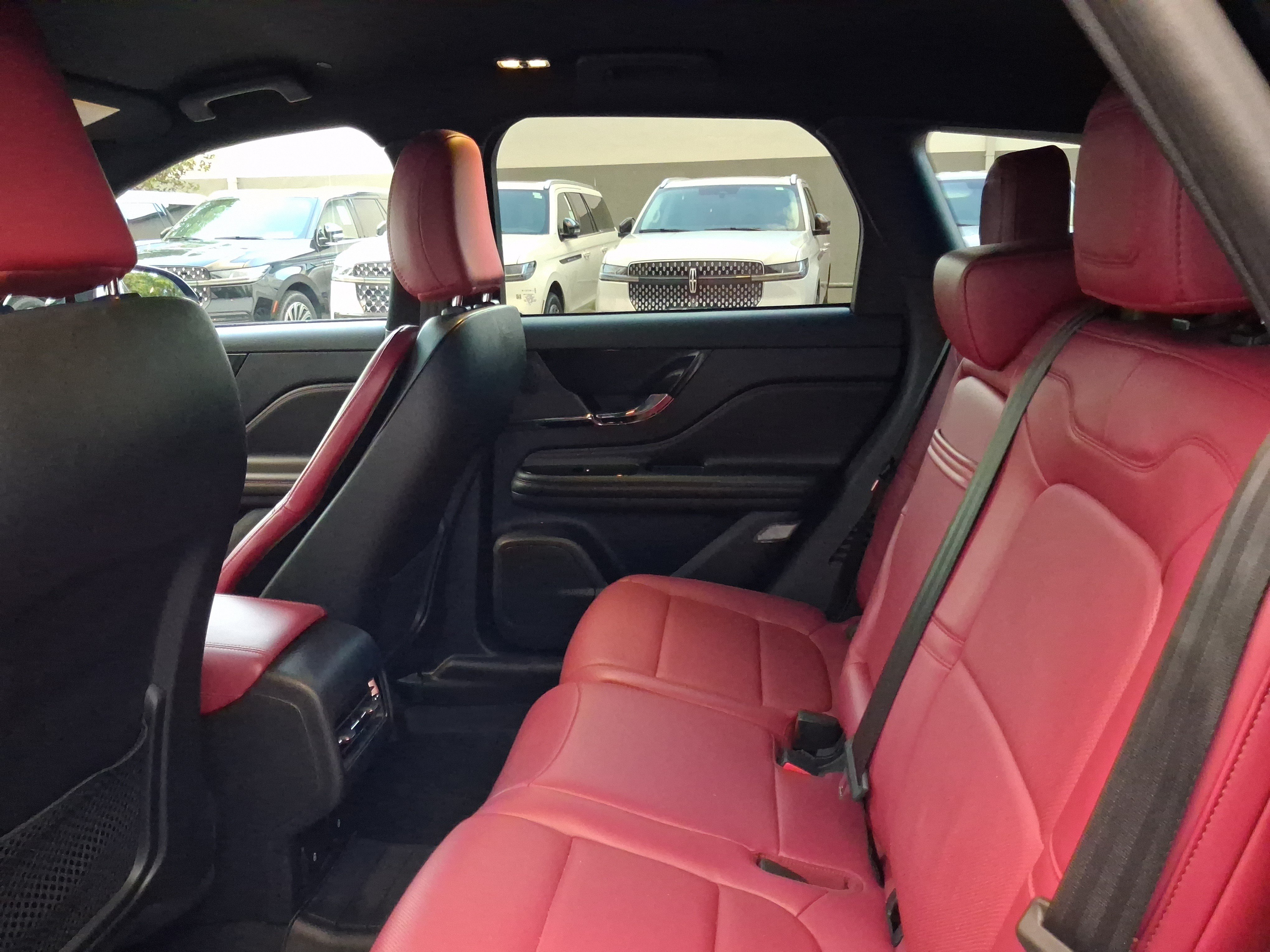 Certified 2023 Lincoln Corsair Reserve w/ Jet Appearance Package FWD image 6