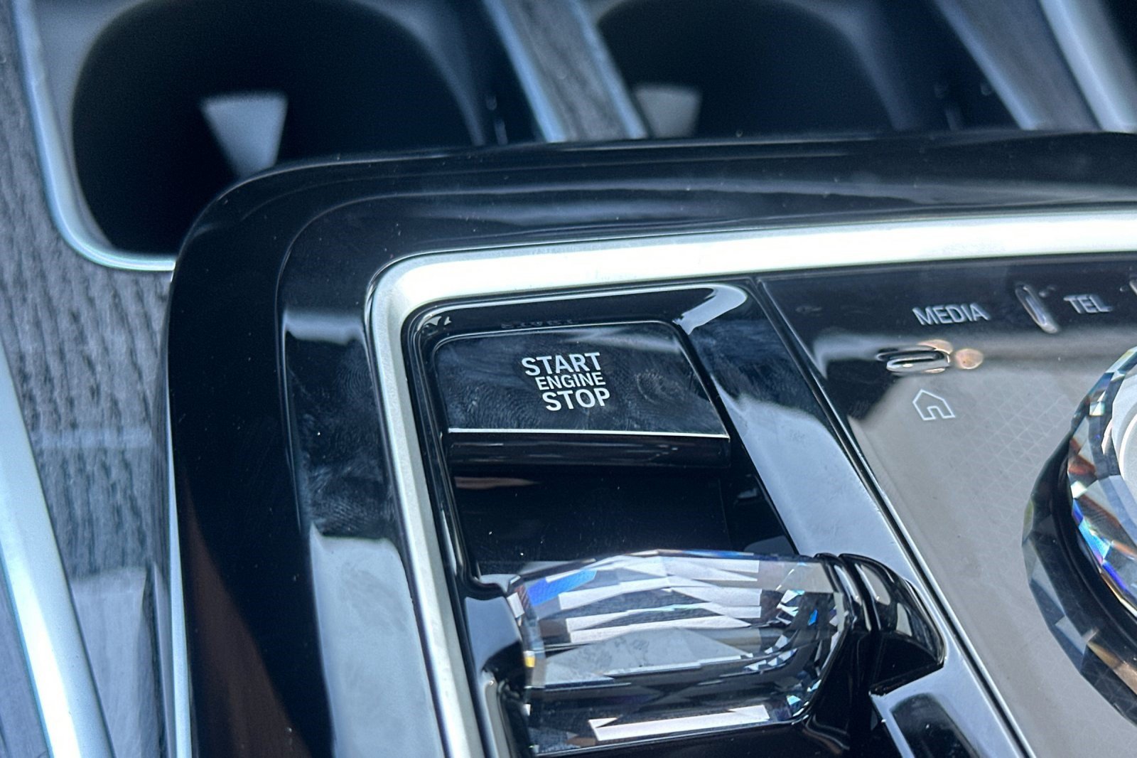 New 2026 BMW 750e xDrive AWD/4WD image 19