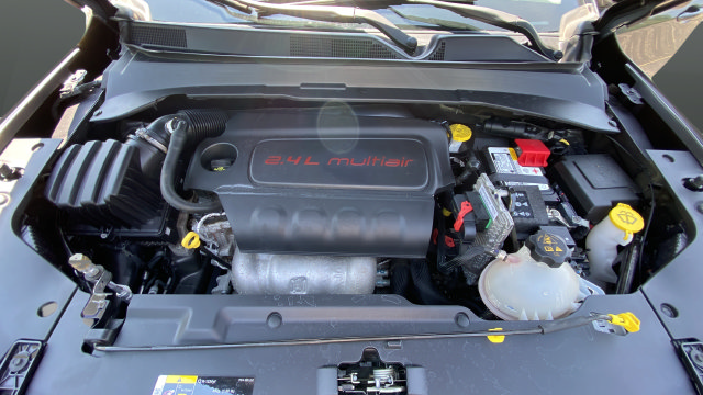 Used 2022 Jeep Compass Latitude AWD/4WD image 27