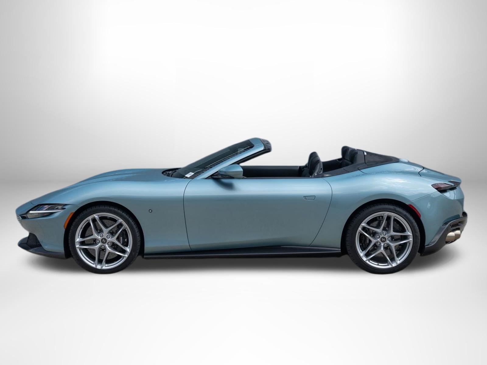 Used 2024 Ferrari Roma Spider RWD image 4